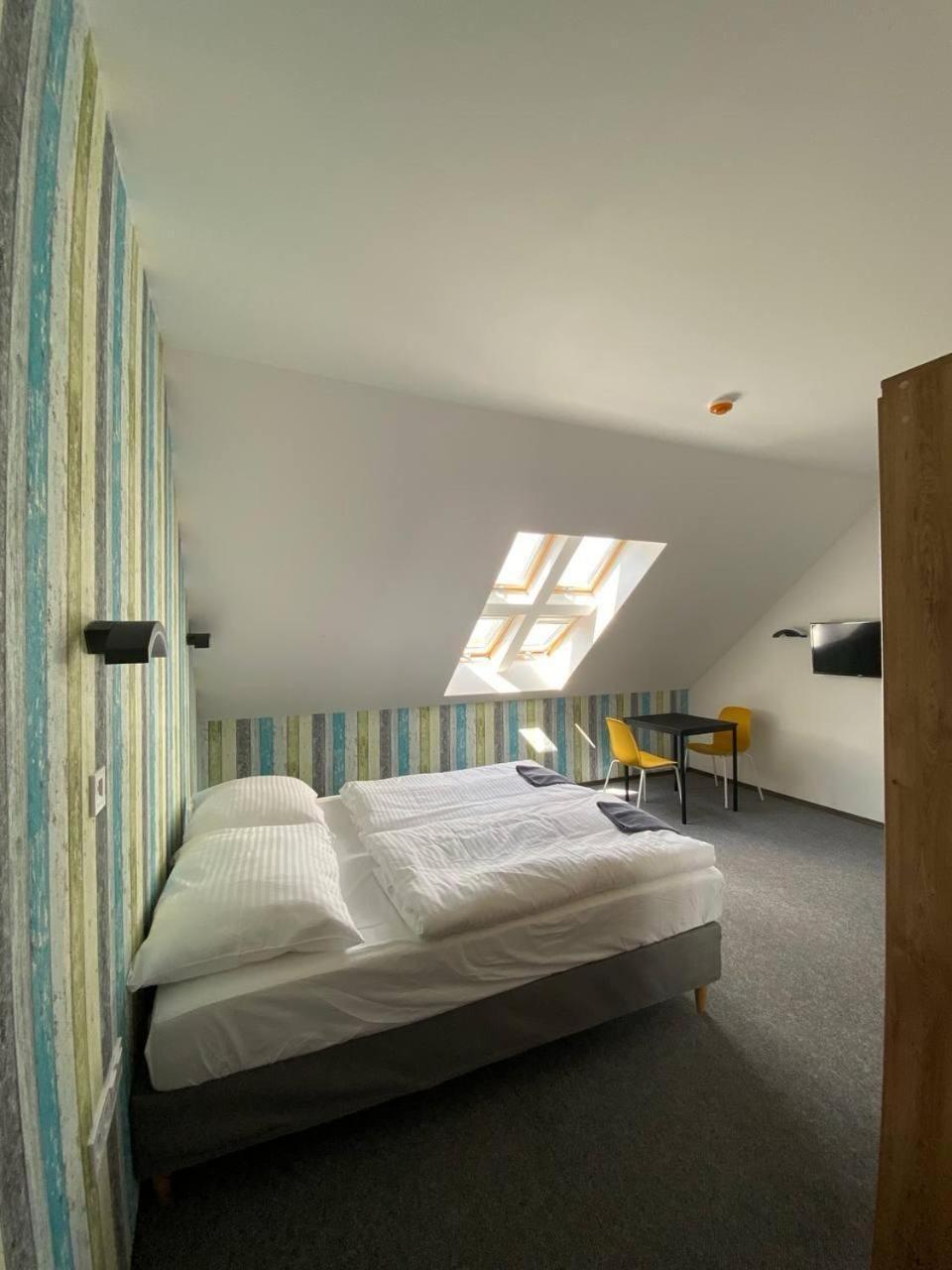 Rc Jecna Rooms Prague Ngoại thất bức ảnh